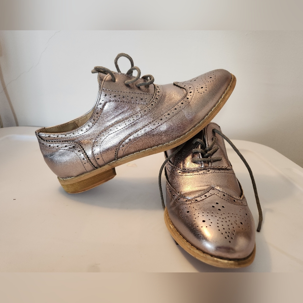 Bucco Metallic Oxford Shoes